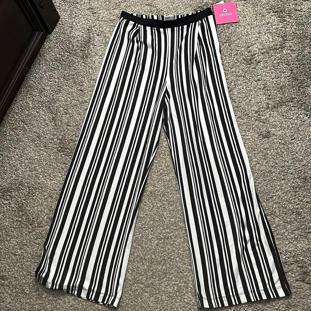 NWT big girls Amy Byer wide leg pants size medium